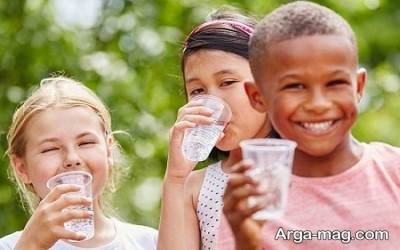 مزیت مصرف آب در کودکان