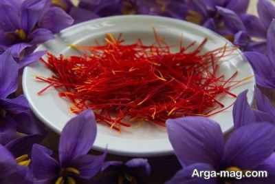تهیه دمنوش گلبرگ زعفران
