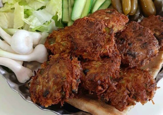 طرز تهیه کوکوی سوسیس خوش طعم