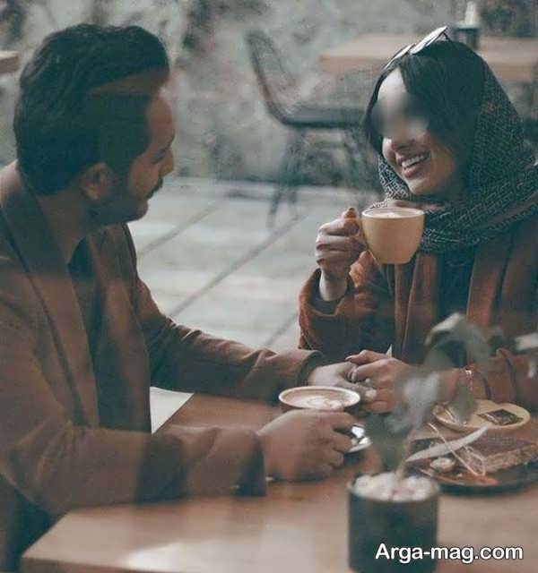 تصویر عاشقانه در کافه با طراحی های دوست داشتنی