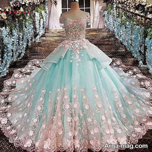 لباس عروس رنگی 1402 ساده