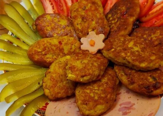 طرز تهیه کوکوی سوسیس