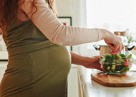 آشنایی با خام گیاه خواری در بارداری