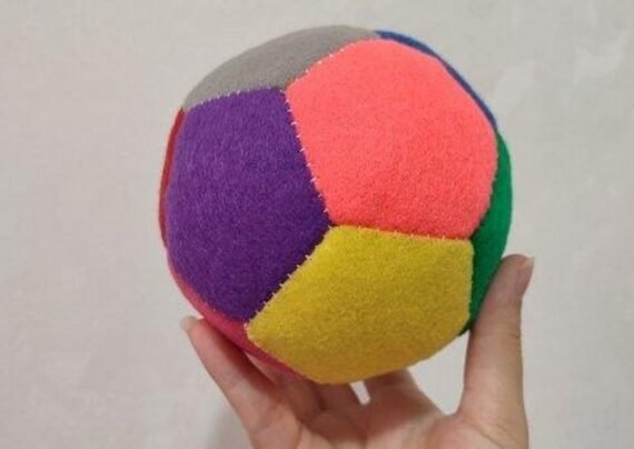 آموزش ساخت توپ فوتبال نمدی در خانه