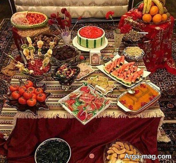 مدل های خاص تزیین میز شب یلدا 1402