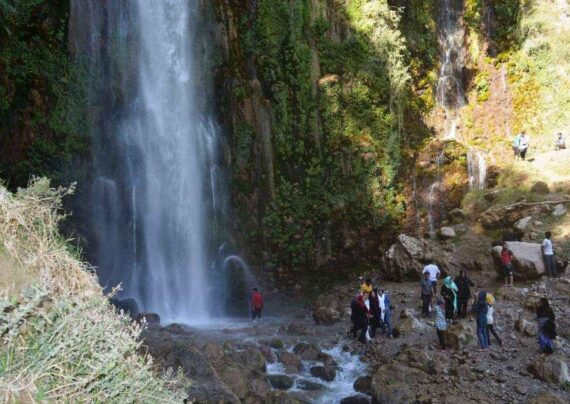 زیبایی های آبشار شیوند