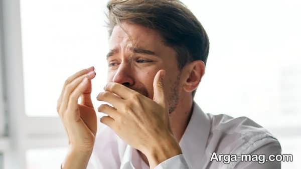 انواع علت های گریه بی دلیل در مردان