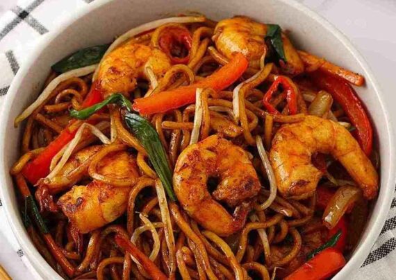 طرز تهیه نودل میگو و فلفل