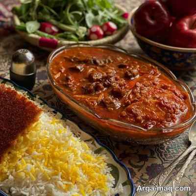 طرز تهیه خورشت سیب آلو