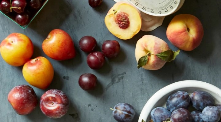 ۶ میوه کم‌کالری برای رژیمی‌ها