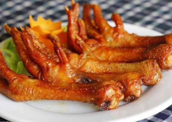 طرز تهیه خوراک پای مرغ خوش طعم
