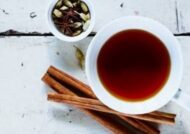 طرز تهیه چای هل و دارچین خوش طعم
