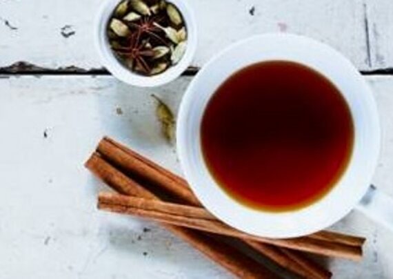 طرز تهیه چای هل و دارچین خوش طعم