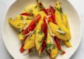 طرز تهیه سالاد انبه و چیلی با طعم عالی
