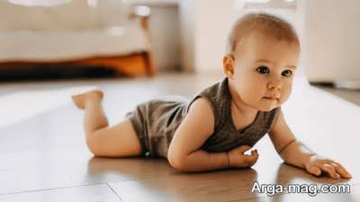 بازی با نوزاد 8 ماهه