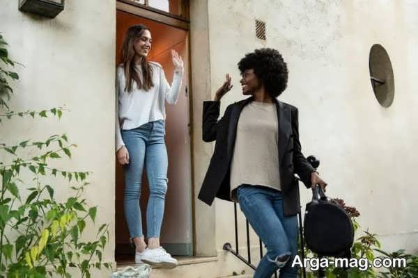 ویژگی های اصلی میزبان باکلاس در چیدمان سفره
