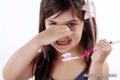 رعایت نکردن بهداشت در کودکان و بوی بد دهان آن ها