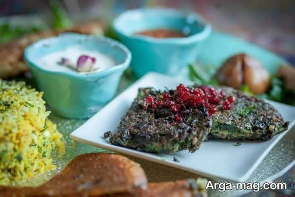 طرز تهیه کوکو زرشک با سبزی