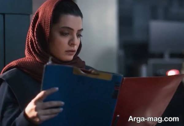 بازیگران سریال اعتراف میکنم