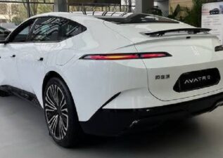نقد و بررسی آواتار 12