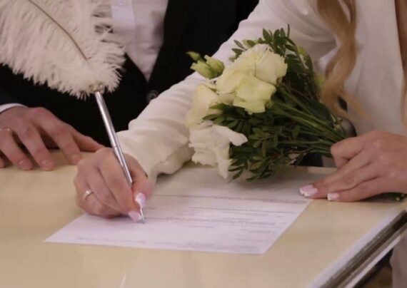 ازدواج سنتی یا عاشقانه؛ کدام بهتر است؟