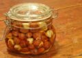 طرز تهیه ترشی فندق خانگی