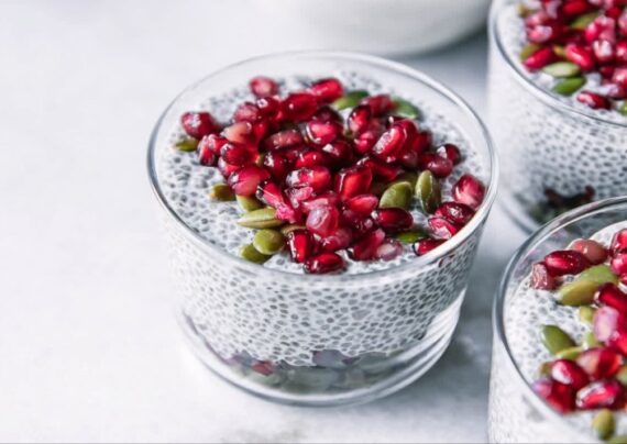 طرز تهیه پودینگ انار خانگی